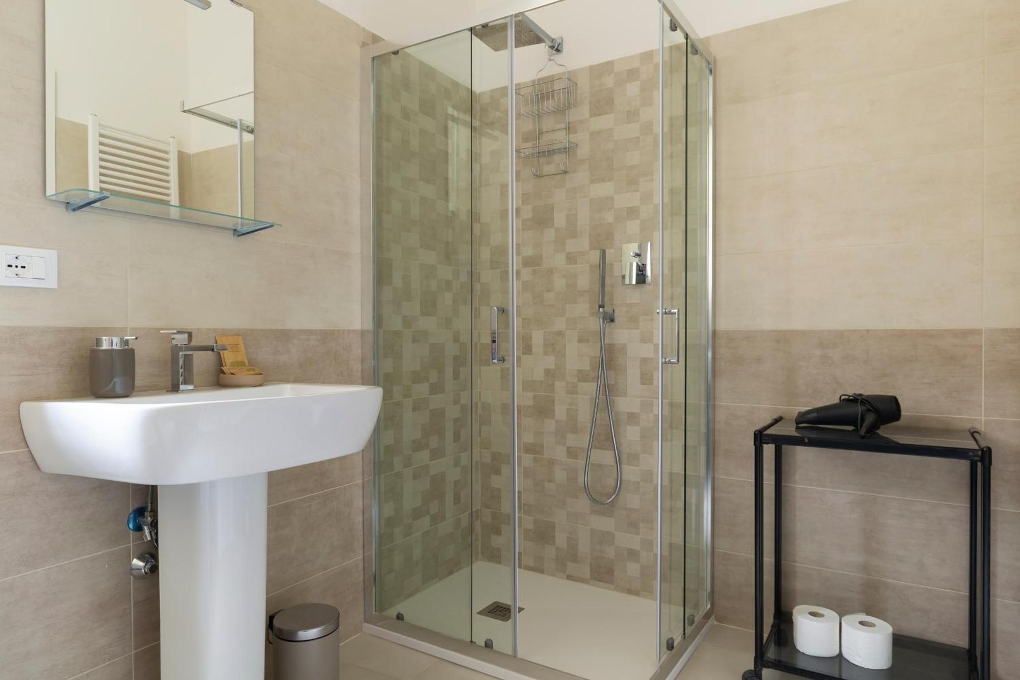 Apartment Amos - 5 Minutes From Piazza Maggiore โบโลญญา ภายนอก รูปภาพ
