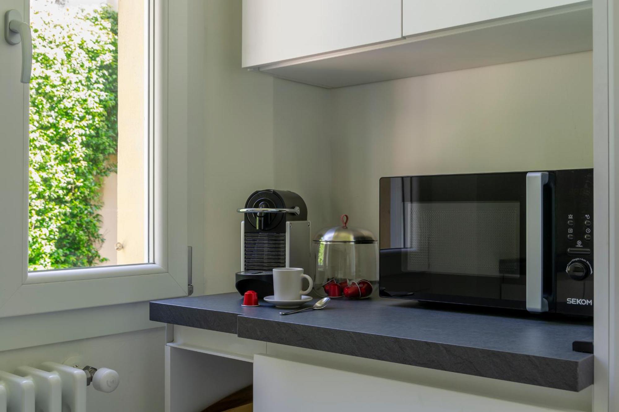 Apartment Amos - 5 Minutes From Piazza Maggiore โบโลญญา ภายนอก รูปภาพ